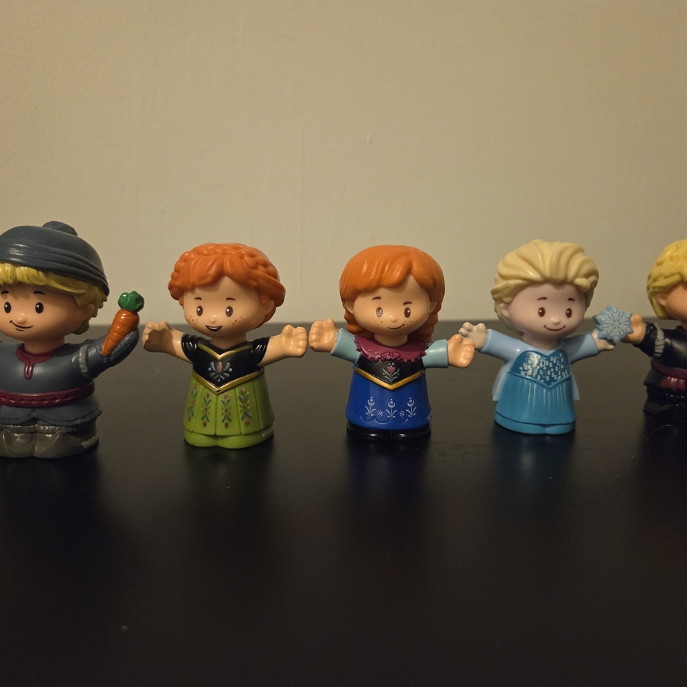 Frozen Little People Figurines - Elsas Palace Anna Float Parade Kristoff Olaf - Picture 2 of 12
